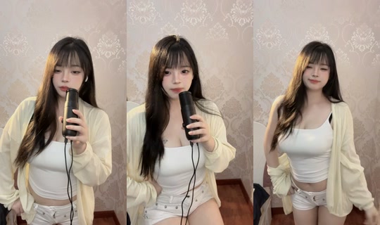 alexiswright35 TikTok Live — Oct 8, 2026, 12:58 PM