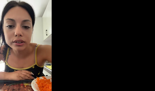 aleyyiinizz TikTok Live — Aug 24, 2026, 1:02 PM