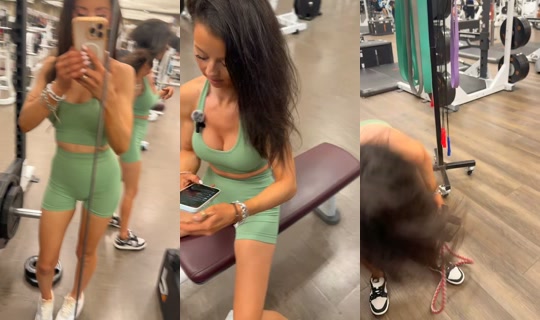allieandashley TikTok Live — Sep 1, 2026, 10:26 PM