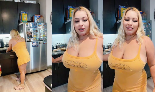 allykitty08 TikTok Live — Oct 4, 2026, 12:30 PM