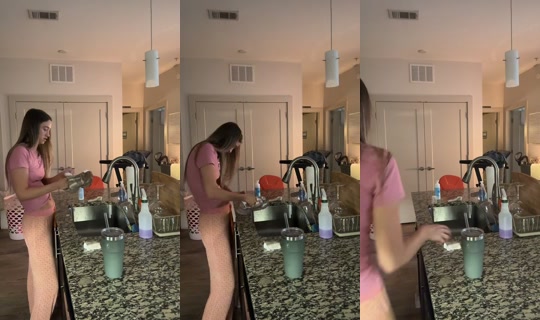 allysearles TikTok Live — Oct 2, 2026, 9:46 PM