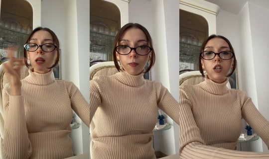 alphabetgjrl TikTok Live — Oct 7, 2026, 12:27 PM