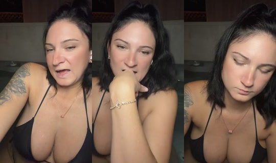 amber_xo.x.o TikTok Live — Oct 6, 2026, 2:32 AM