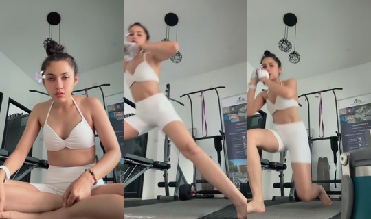amp_anyaa TikTok Live — Sep 11, 2026, 1:05 AM