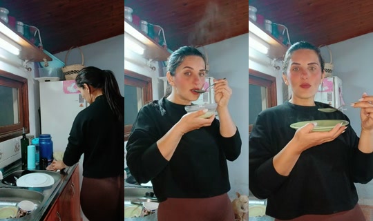 anabella85_2 TikTok Live — Aug 23, 2026, 11:49 PM