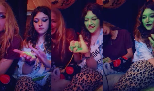 andora4twenty TikTok Live — Oct 3, 2026, 10:01 AM