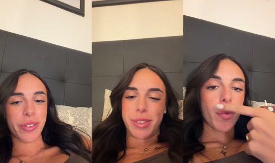 andrea.sanzz TikTok Live — Sep 1, 2026, 1:05 AM