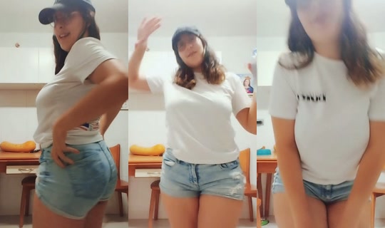 andreaacoreee_oficial TikTok Live — Aug 24, 2026, 9:59 PM