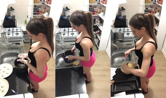 ange_elleof TikTok Live — Aug 20, 2026, 8:28 PM