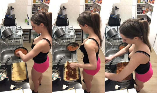 ange_elleof TikTok Live — Aug 20, 2026, 9:31 PM
