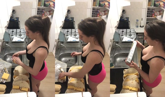 ange_elleof TikTok Live — Sep 1, 2026, 10:28 PM