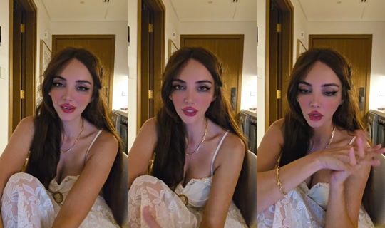 angelsanaz TikTok Live — Oct 3, 2026, 8:39 PM
