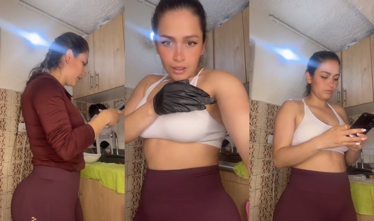 angievanesita TikTok Live — Aug 24, 2026, 11:54 PM