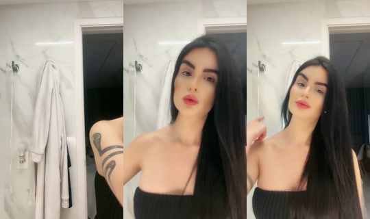 annacorreap_ TikTok Live — Aug 30, 2026, 10:45 PM