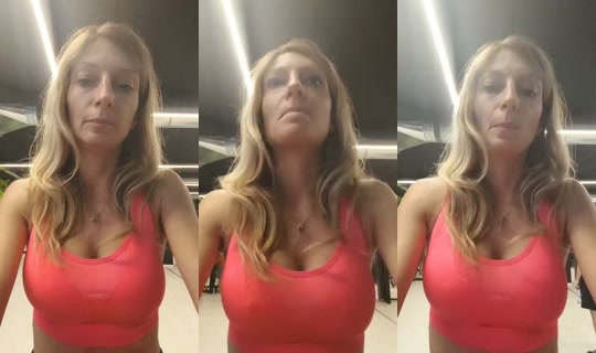 annamonella1985 TikTok Live — Oct 1, 2026, 4:57 PM