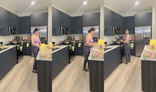 any_xyxx TikTok Live — Oct 1, 2026, 9:22 PM