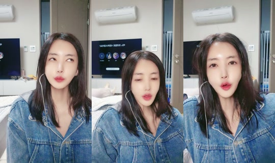 appl2388 TikTok Live — Oct 1, 2026, 1:50 PM