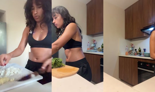 araslives TikTok Live — Sep 1, 2026, 12:02 AM