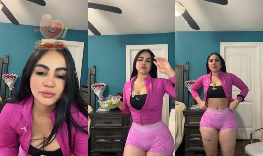 arisg527 TikTok Live — Aug 22, 2026, 7:24 PM