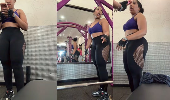 arisleydi432 TikTok Live — Oct 2, 2026, 12:58 PM