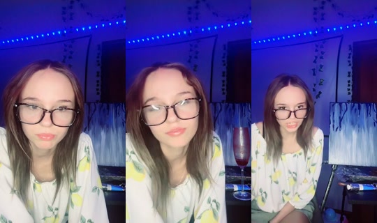 artworkbynicoleee TikTok Live — Aug 31, 2026, 12:57 AM