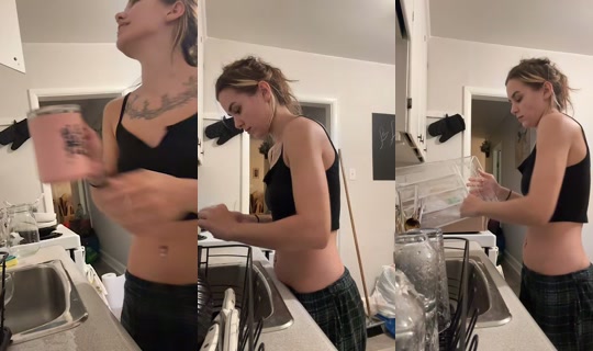 ashhhhhh094 TikTok Live — Oct 4, 2026, 11:05 PM