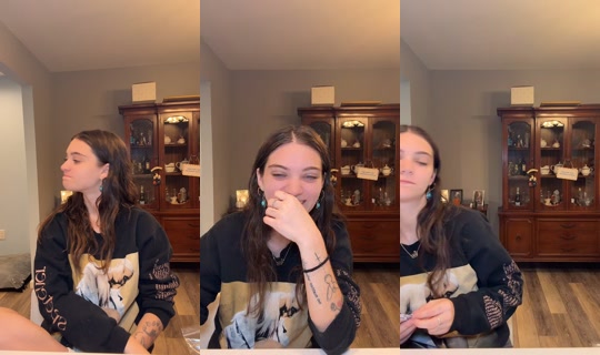 ashley_heintz_ TikTok Live — Oct 4, 2026, 6:30 PM