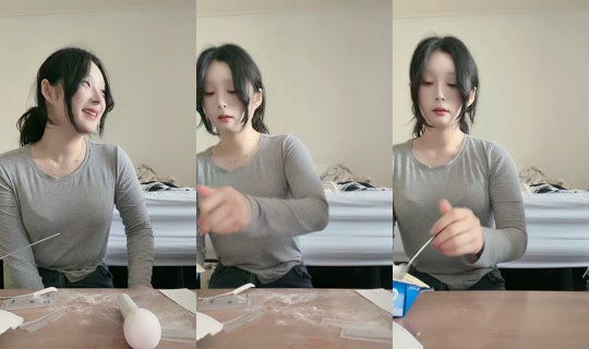 ashley_kang_ TikTok Live — Sep 12, 2026, 7:59 AM