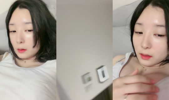 ashley_kang_ TikTok Live — Sep 17, 2026, 12:50 PM