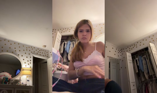 ashleyholloran1 TikTok Live — Aug 25, 2026, 12:52 AM