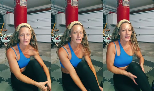 ashleyw8675 TikTok Live — Aug 25, 2026, 4:19 AM
