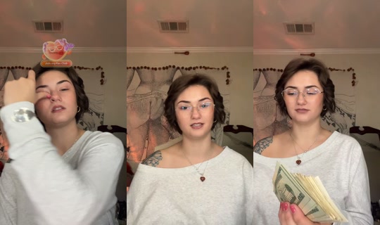 ashleywalden71 TikTok Live — Oct 4, 2026, 5:01 PM