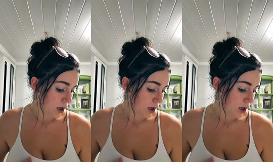 ashlynkane3 TikTok Live — Oct 3, 2026, 2:21 AM