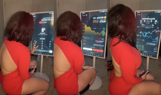ashquintanillafans TikTok Live — Oct 5, 2026, 1:02 AM