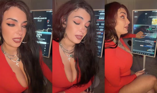 ashquintanillafans TikTok Live — Oct 5, 2026, 1:52 AM