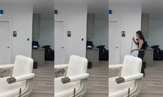 ashtheebarber TikTok Live — Oct 3, 2026, 3:46 PM