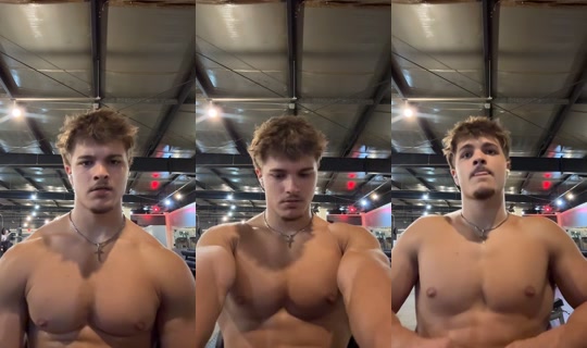 ashtwosmol TikTok Live — Aug 22, 2026, 2:36 AM