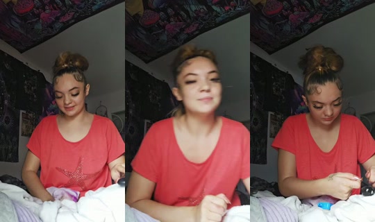 athenagocrazy3 TikTok Live — Oct 4, 2026, 8:52 PM