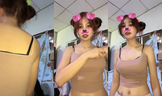 atitayamoom TikTok Live — Oct 3, 2026, 12:41 PM