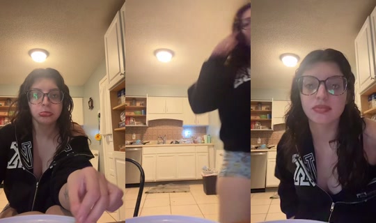 aubreyyyking TikTok Live — Oct 6, 2026, 6:15 AM