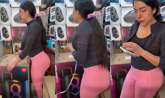 audio.play.store TikTok Live — Aug 28, 2026, 9:17 PM