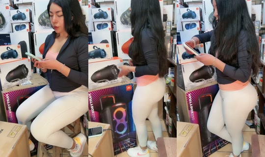 audio.play.store TikTok Live — Oct 2, 2026, 11:43 PM