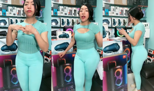 audio.play.store TikTok Live — Oct 4, 2026, 11:20 PM