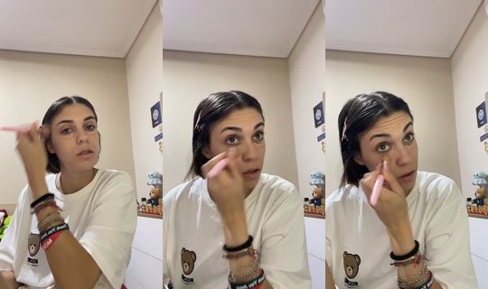 auroraincorvaia TikTok Live — Sep 30, 2026, 12:14 PM