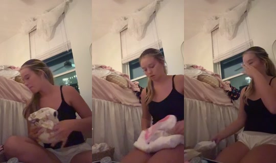 ava4396 TikTok Live — Sep 30, 2026, 2:04 AM