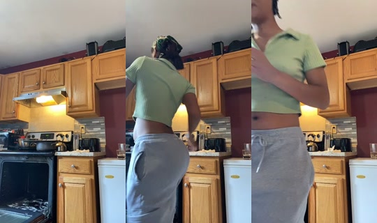 ava_loe TikTok Live — Oct 7, 2026, 8:58 PM