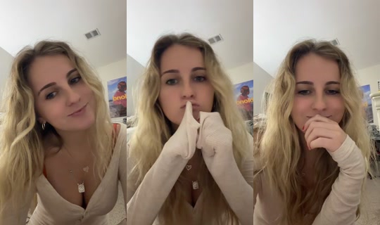 avocadozes TikTok Live — Oct 3, 2026, 11:52 PM
