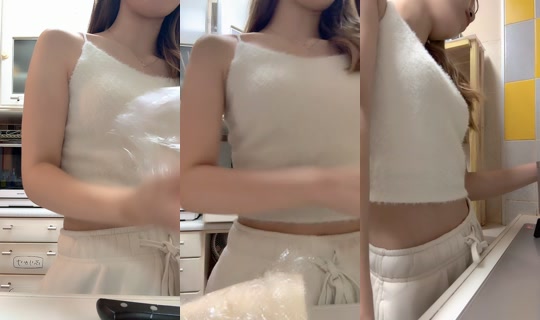 ayayff2211 TikTok Live — Sep 3, 2026, 10:23 AM