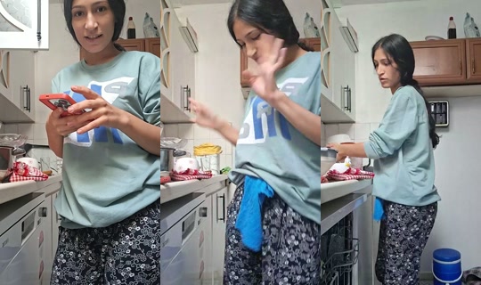 ayse_q33 TikTok Live — Oct 4, 2026, 10:20 AM