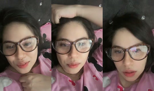 ayu_sharifah TikTok Live — Oct 4, 2026, 6:49 PM